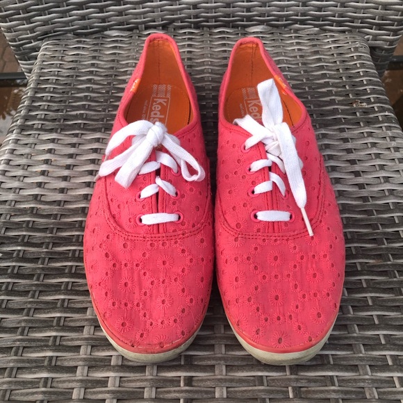 Keds Shoes - Keds pink eyelet oxford sneakers size 10